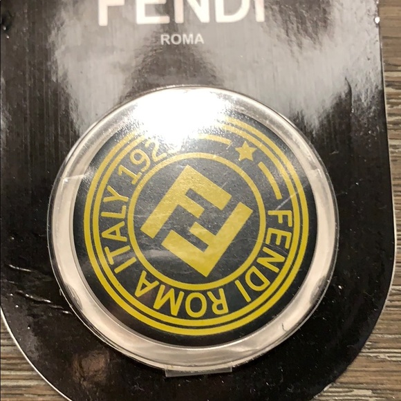 fendi pop socket